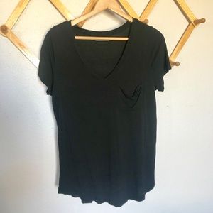 Maurice’s black V-neck Shirt